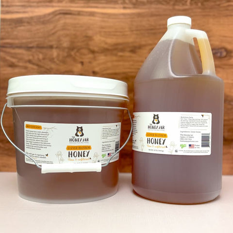 Clover Honey - Raw and Unfiltered Bulk - 1 gallon (12lbs)