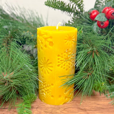 100% Beeswax Candle - Snowflake Pillar